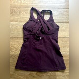 Lululemon tank